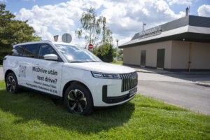 Test drive? Most a McDrive mellett is találkozhatsz a vadonatúj JAECOO 5-tel Nyíregyházán