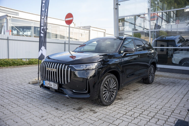 A Jaecoo 8 főszerepben – ilyen volt a Roadshow az Omoda Jaecoo Titánnál